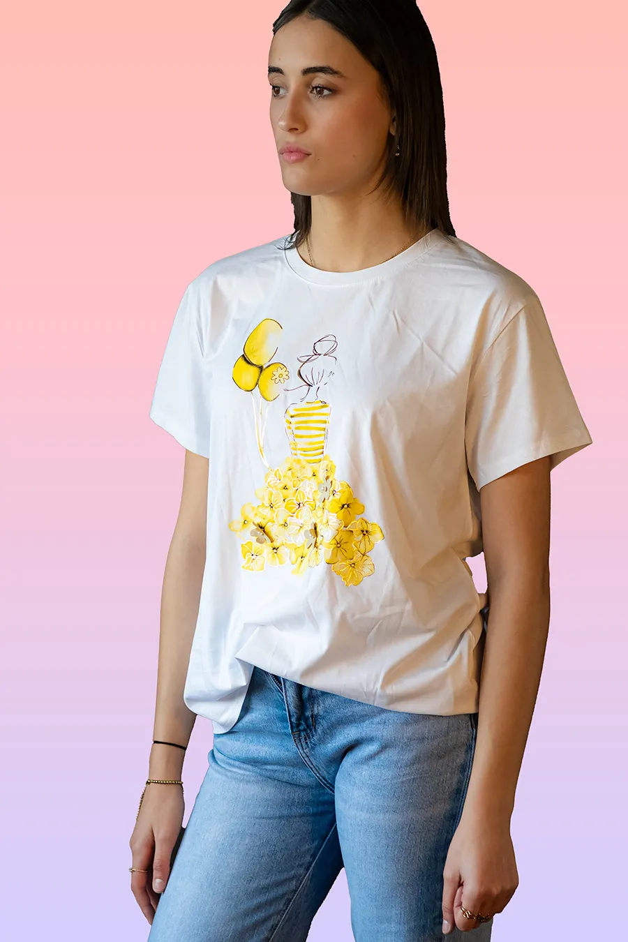 T-SHIRT MEDIA CON MODELLA VESTITO FIORI - immagine 2