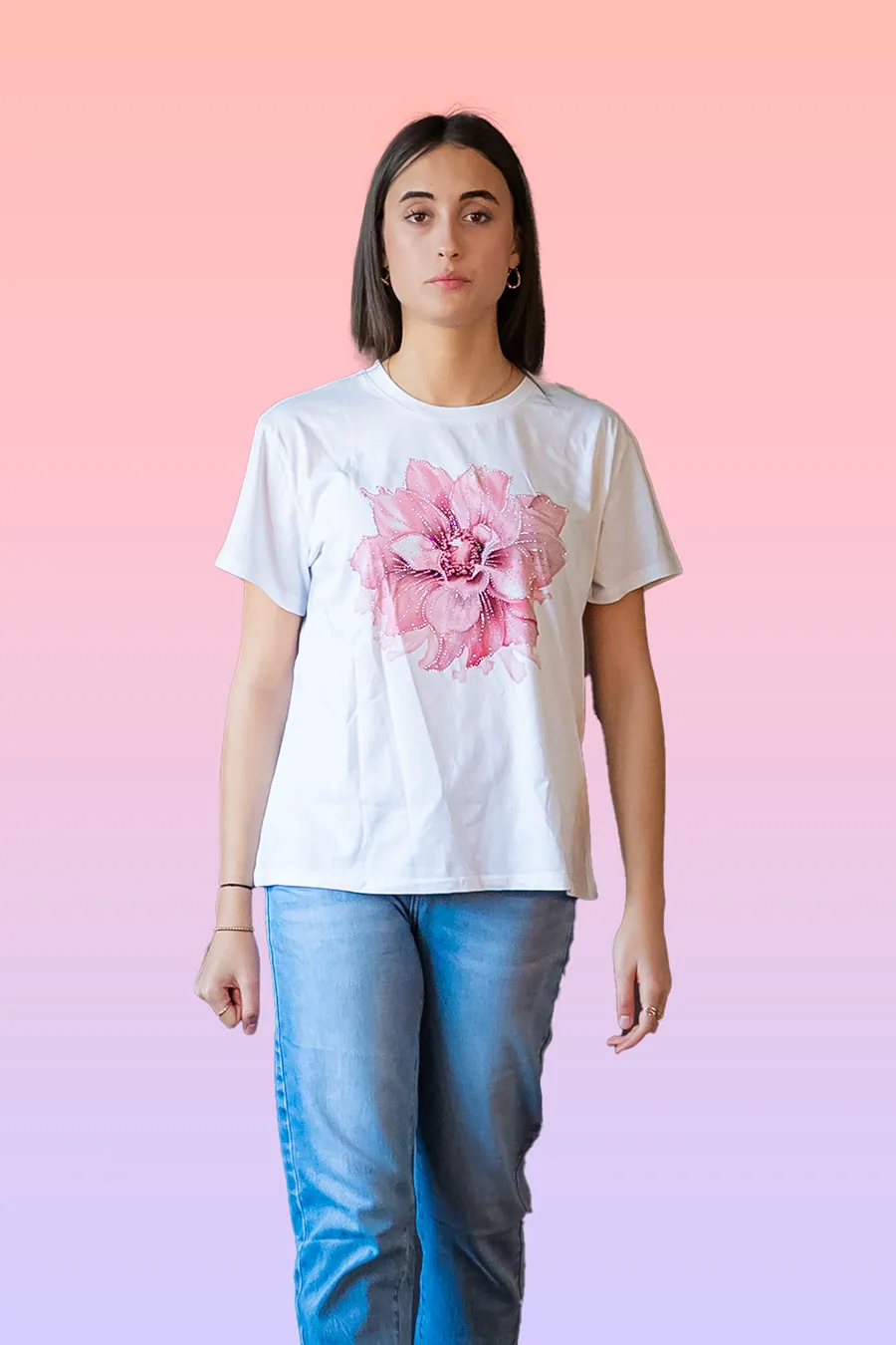 T-SHIRT CON FIORE ROSA