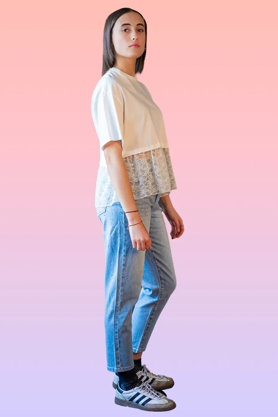 T-SHIRT CROP CON PIZZO SOTTO KIKISIX